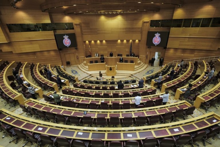 La ley para regular los clubes de cannabis y su autocultivo, pendiente del voto del PSOE en el Senado